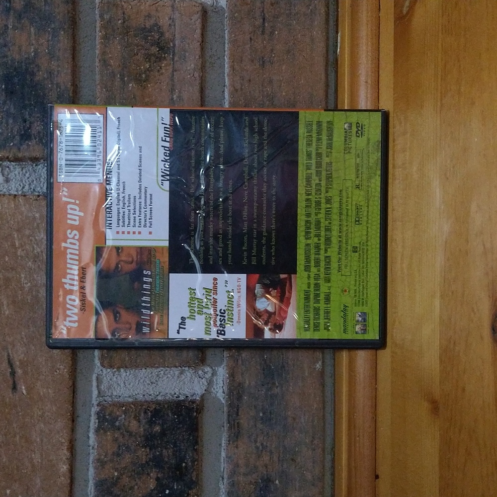 Wild Things DVD - Picture 3 of 6